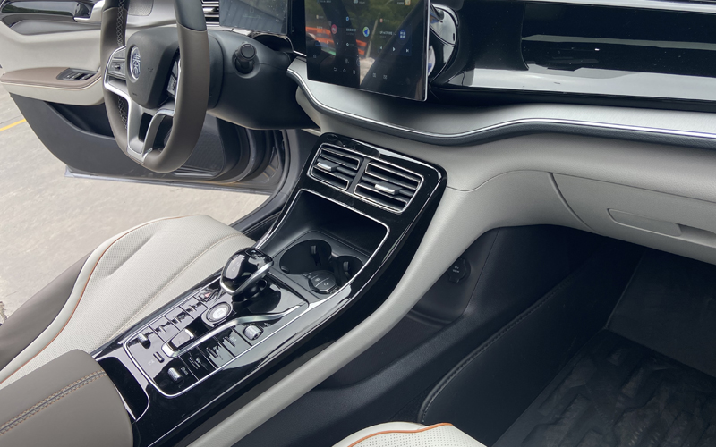 提升驾乘舒适度：低气味改性pp材料在汽车内饰中的卓越性能
